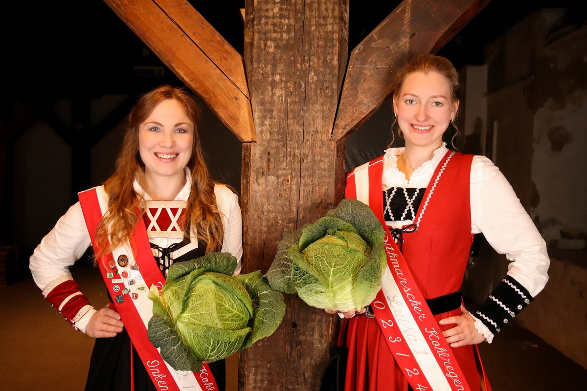 Die Kohlregentinnen Inken Sprick (Inken III.) und Luisa Hanssen (Luisa I.)